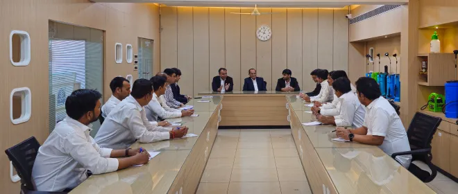 Dealer Network Image